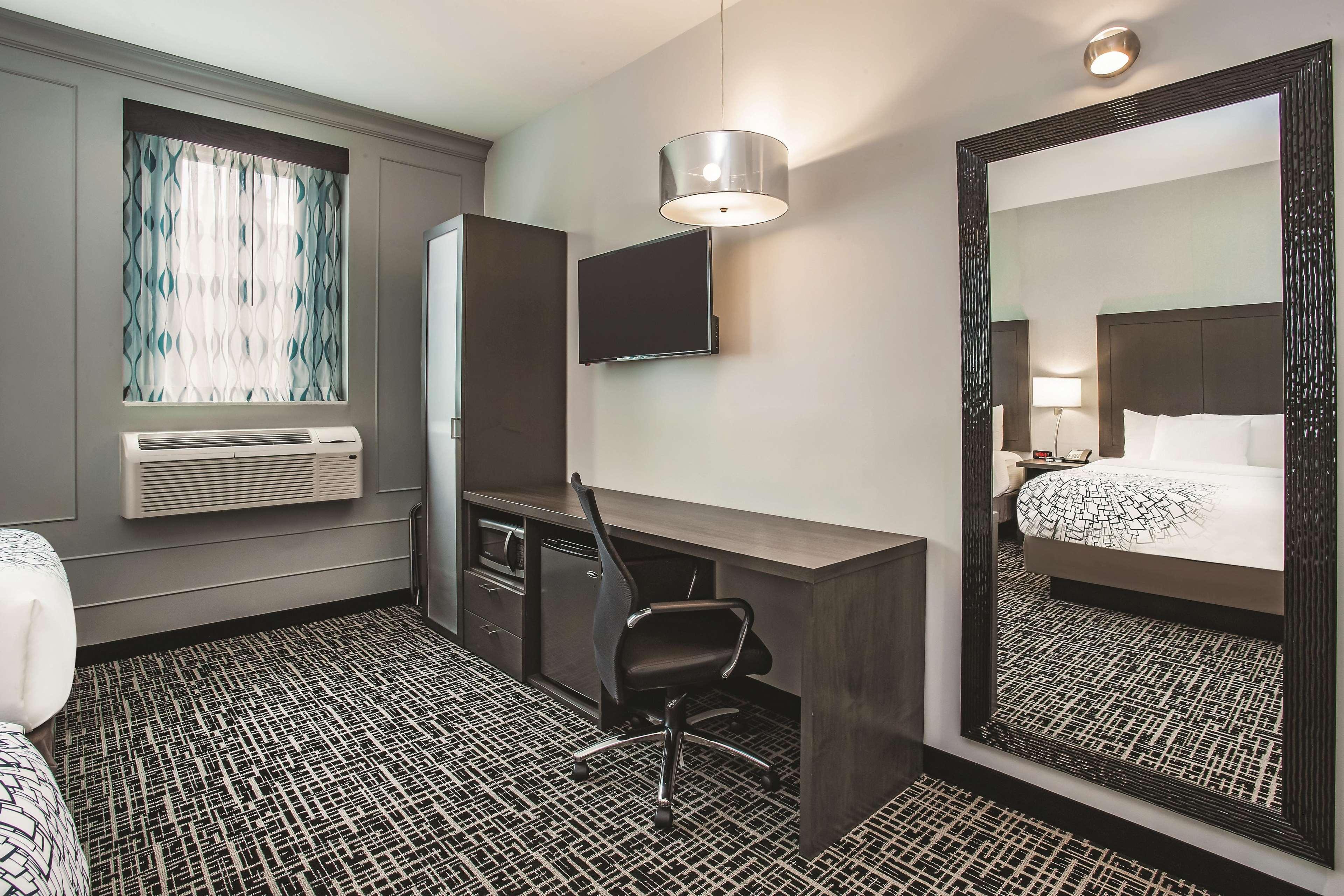 La Quinta By Wyndham Inner Harbor Downtown Baltimore Exterior foto